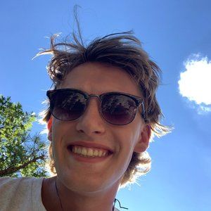 Meet your Posher, Daniel